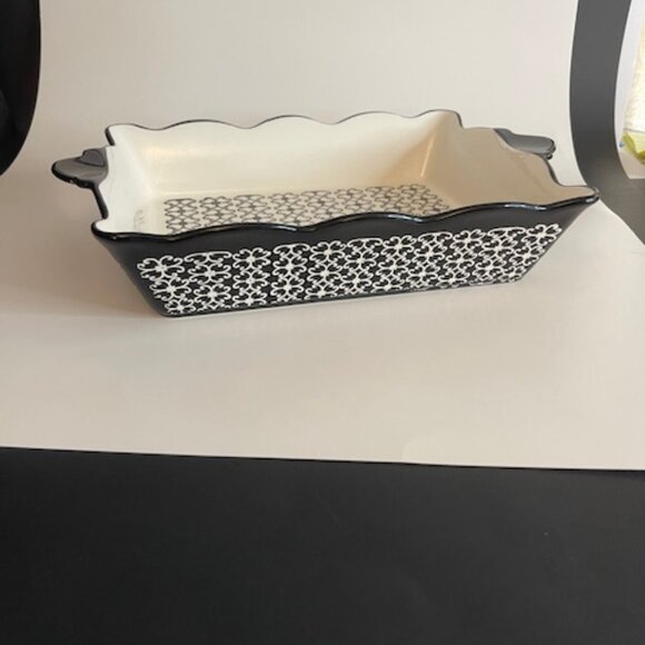 Baum Ceramic Casserole Dish, Black Floral Design, 10x12x3, Oven-to-Table Safe - Picture 7 of 9